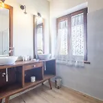 Le Casaline مزرعة للإقامة *