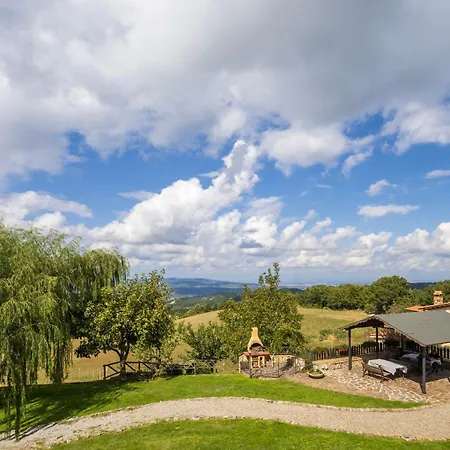 Le Casaline Farm stay Seggiano